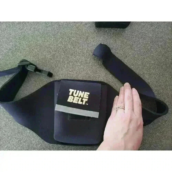 Koss PP105 Stereo Cassette tape Walkman am/ fm radio neoprene tune belt ddbs y2k - Picture 7 of 9